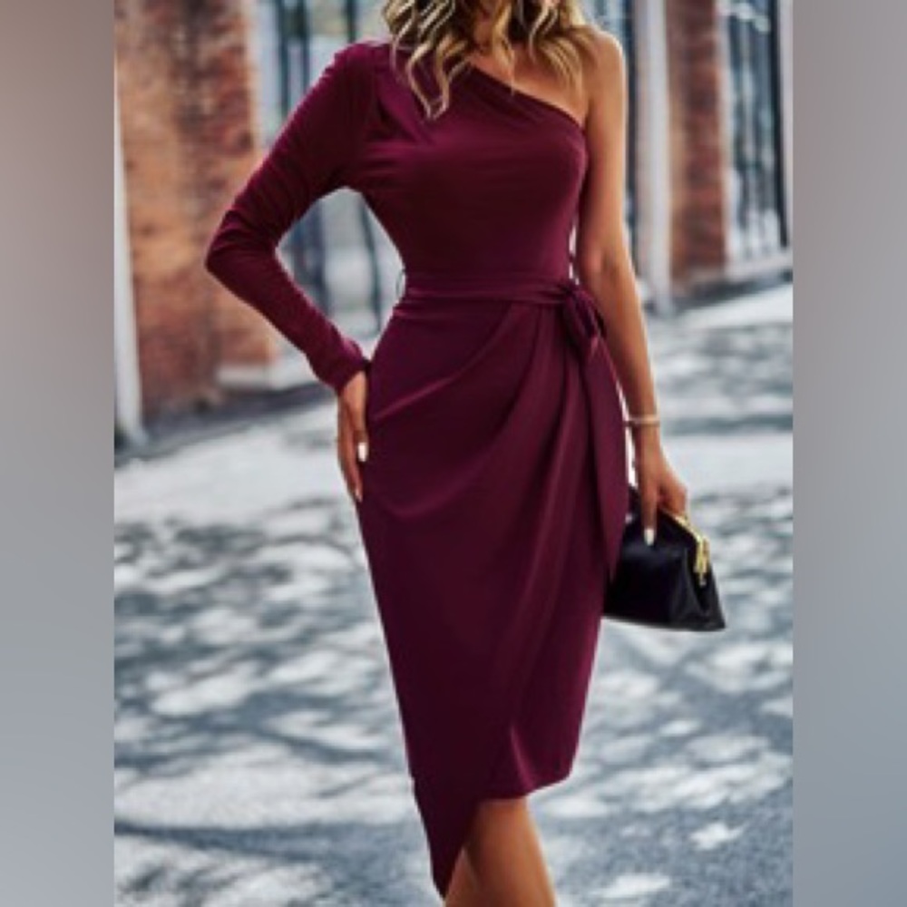 Burgundy dress, one sleeve, brand new never worn!